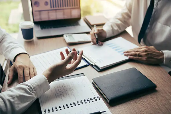 东街美食地址在哪里啊